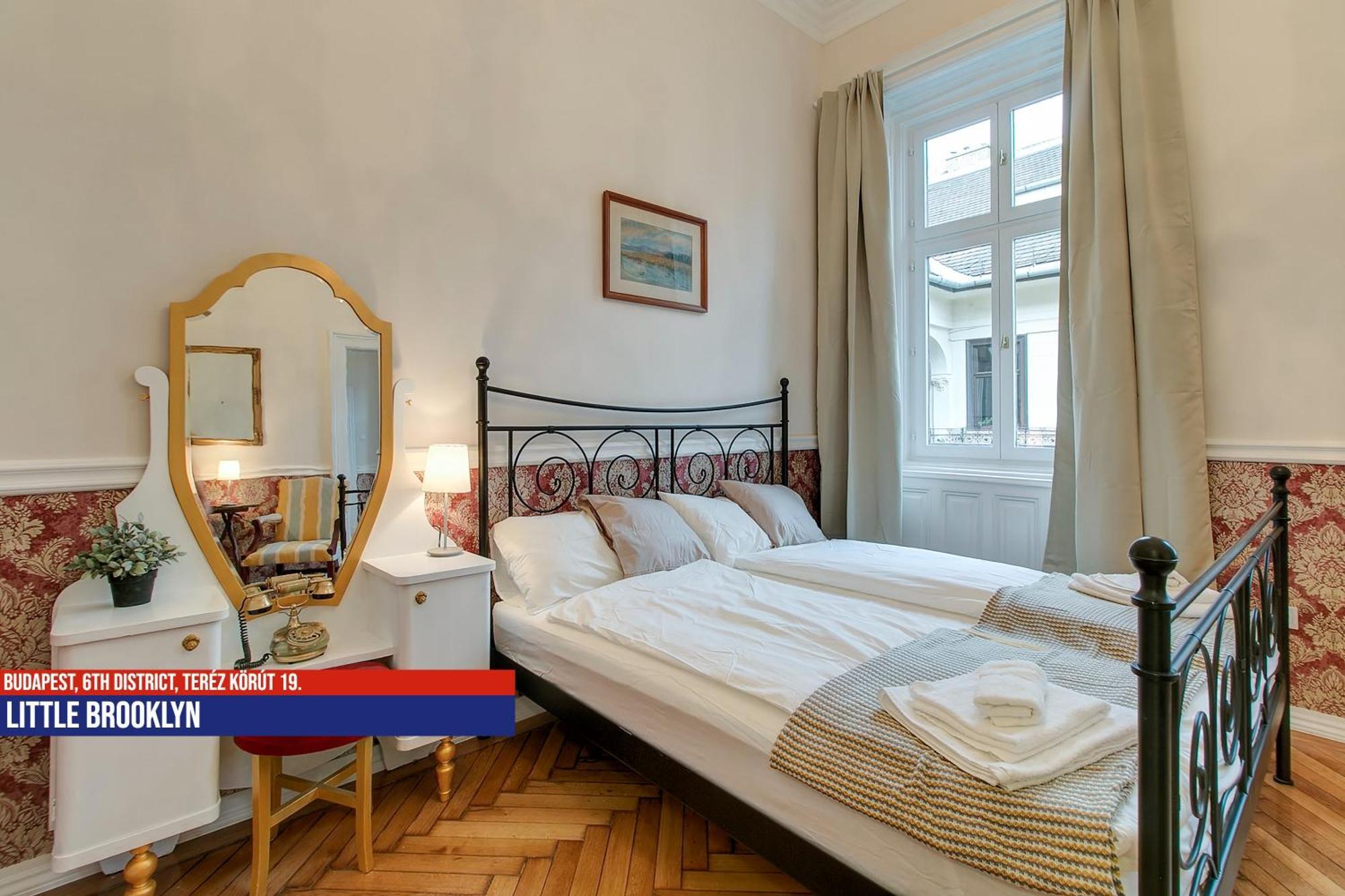 Little Americas Oktogon Apartments Budapeşte Dış mekan fotoğraf
