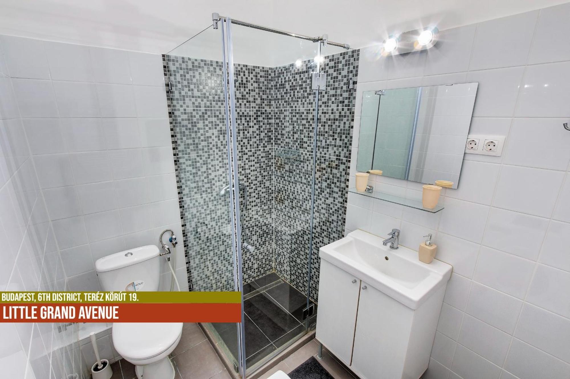 Little Americas Oktogon Apartments Budapeşte Dış mekan fotoğraf