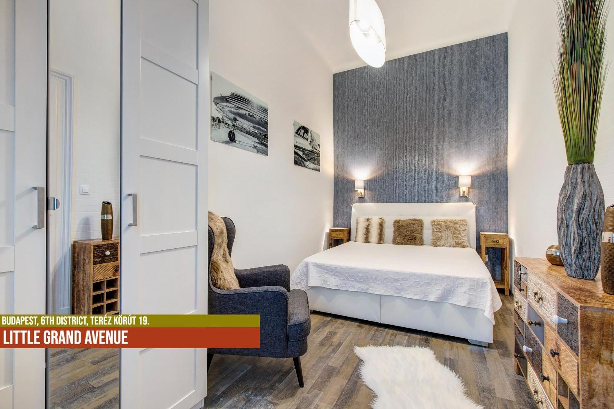 Little Americas Oktogon Apartments Budapeşte Dış mekan fotoğraf